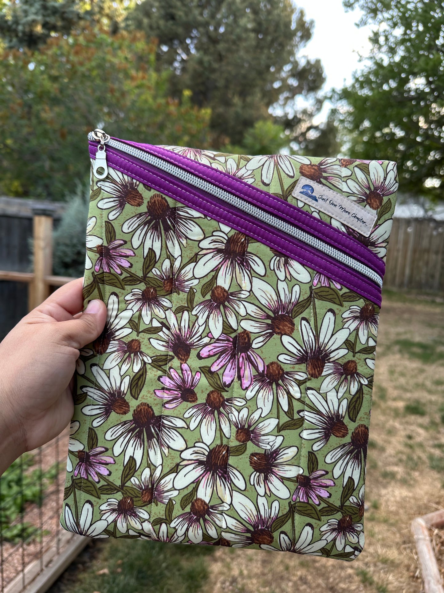 Booksleeve - Daisies
