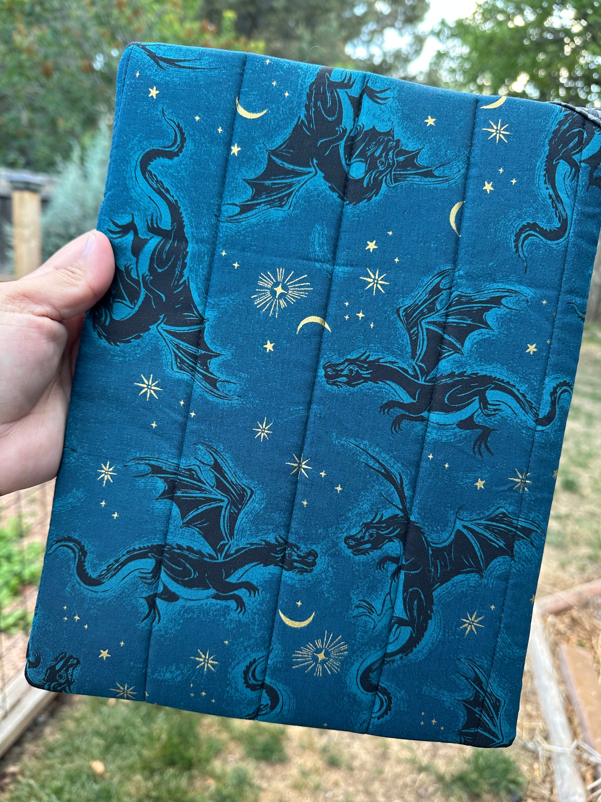 Booksleeve - Dark Blue Dragons