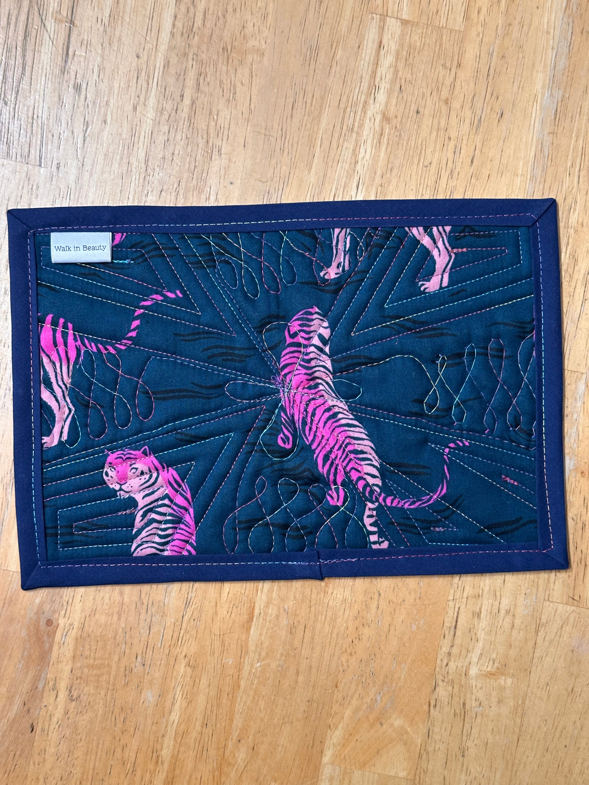 Mug rug - Tigers and Notions