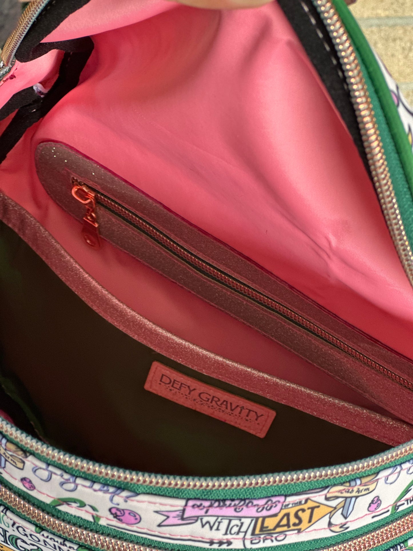 East and West witch - Hellcat Crossbody bag