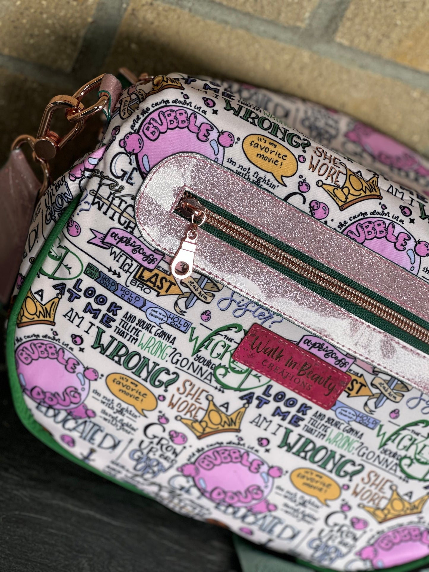 East and West witch - Hellcat Crossbody bag