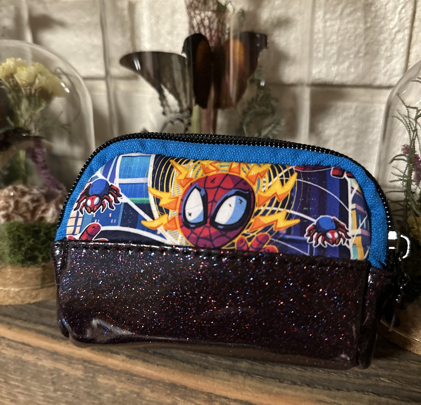 Audrey III pouch - Spidey